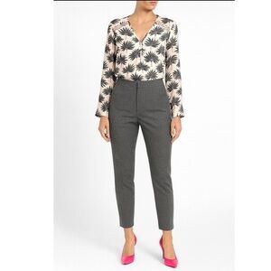 Chelsea 28 Pink Long Sleeves Lace Inserts Tropical Pattern VNeck Blouse Medium